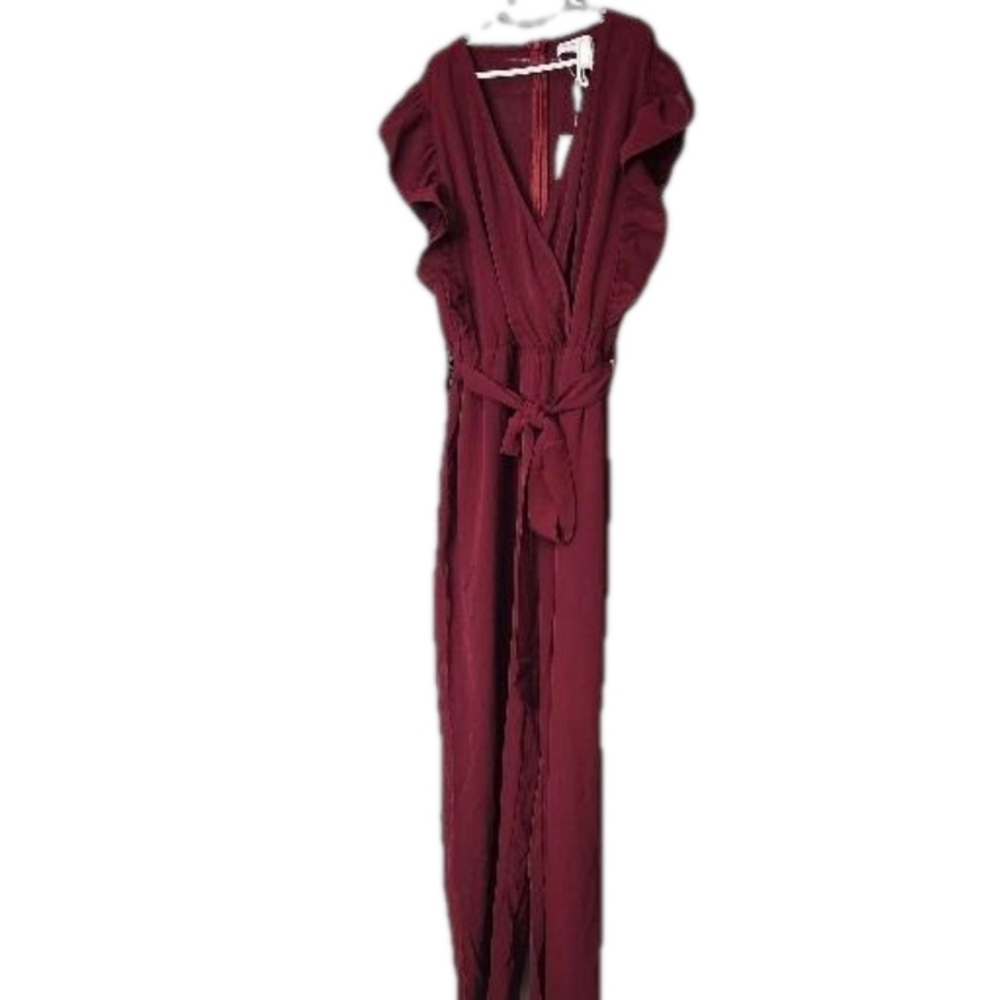 3/$25 Cranberry jumpsuit size XL flutter sleeve NWT elastic waist tie belt